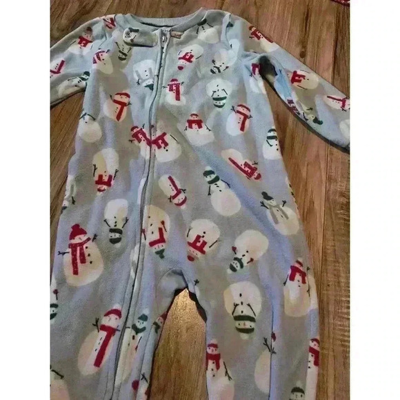 Boy's‎ Carter's Pajamas, 2T, Blue Snowman - Picture 2 of 3